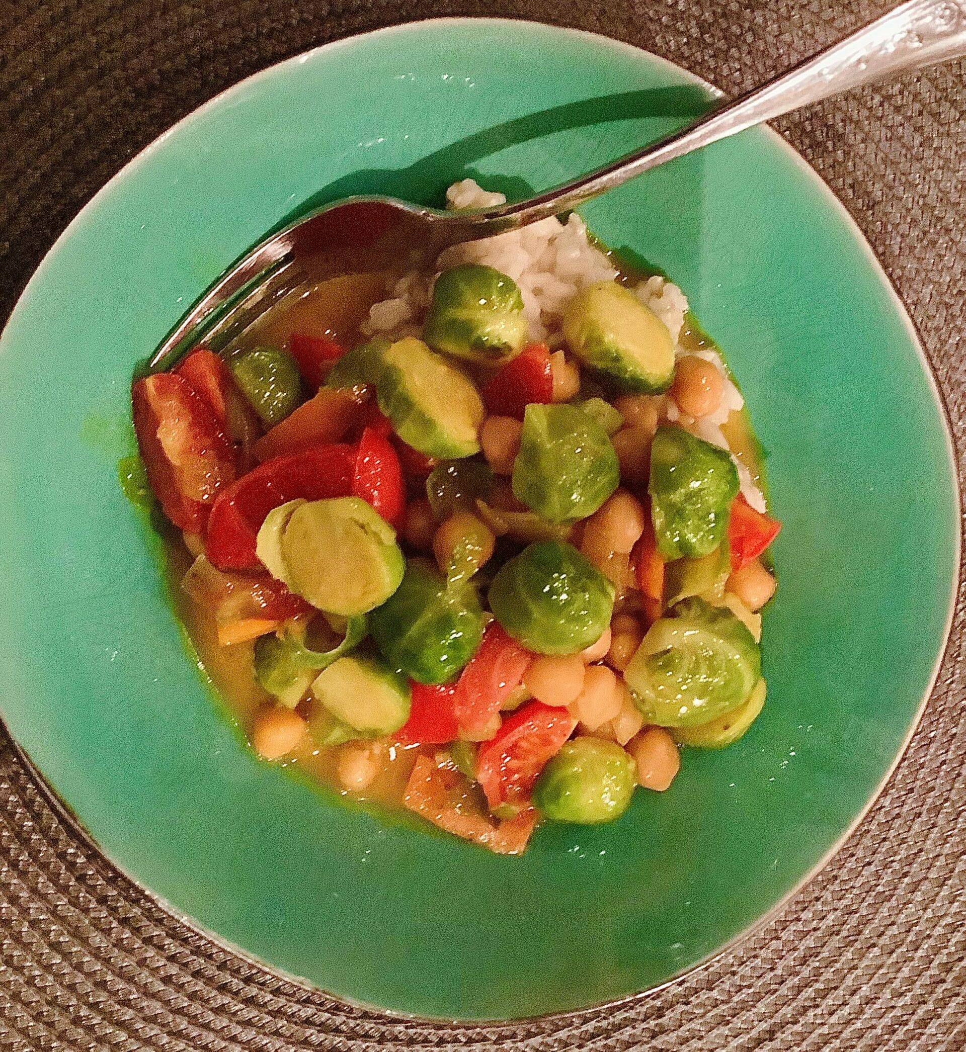 Du betrachtest gerade Rosenkohl-Curry