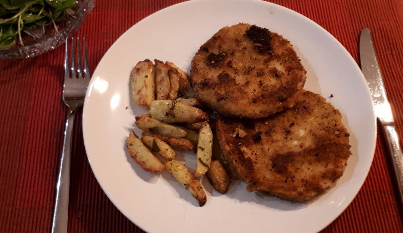 You are currently viewing Sellerieschnitzel mit Kartoffelspalten